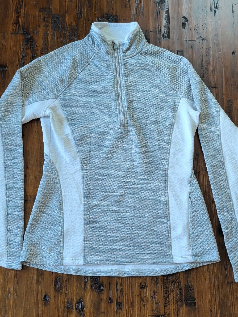 Athleta Snowscape White and Light Gray Quarter-Zip Performance Pullover Size M